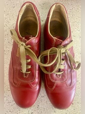 Vintage BACARAT Red Leather Shoes Leather Lined Retro Bowling Sneakers EU Made